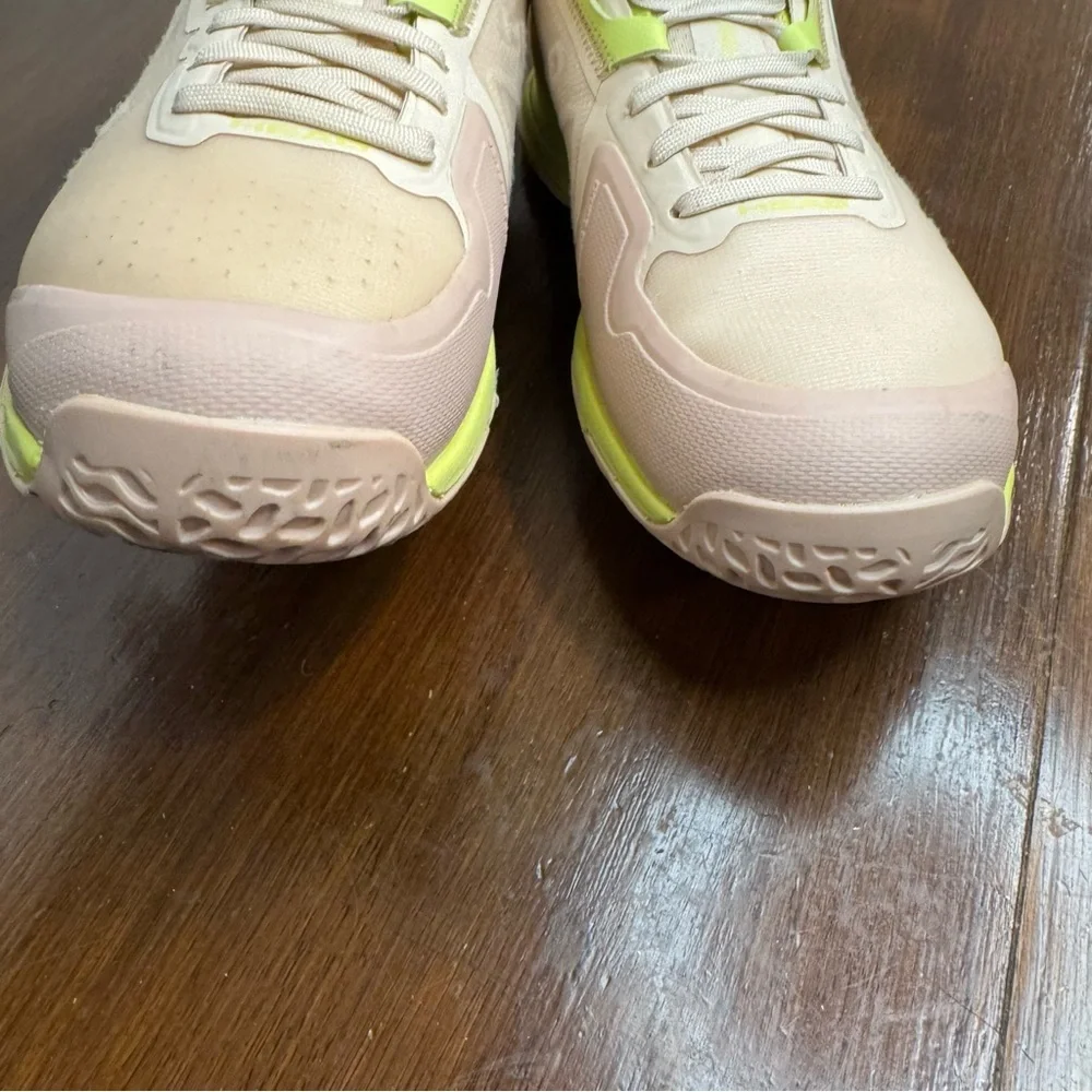Head comfortable women’s